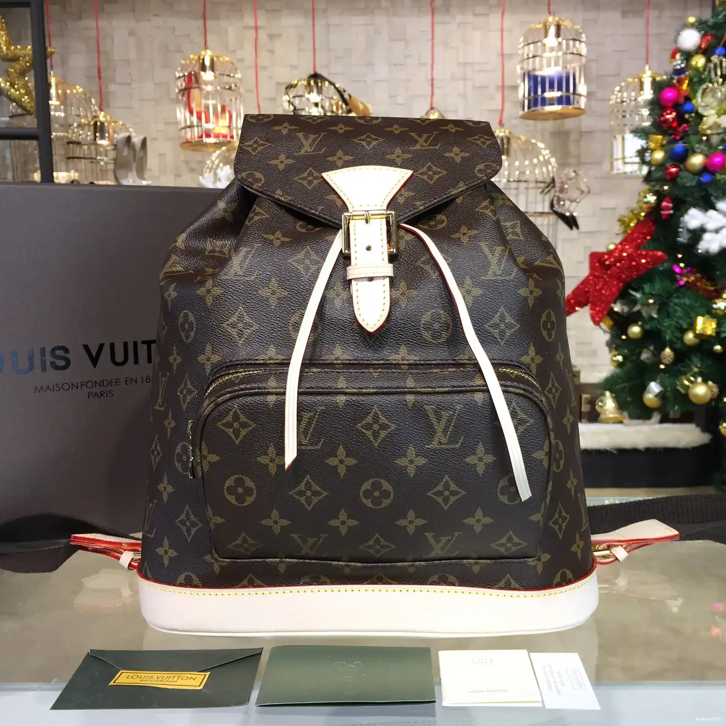 LOUIS VUITTON BACKPACK 0424